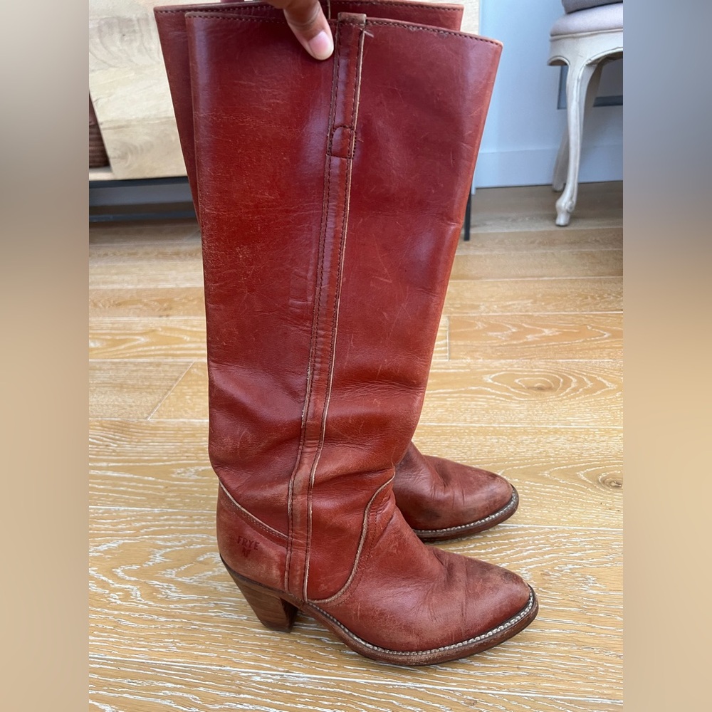 Vintage Frye Reddish Brown Leather Heeled Boots